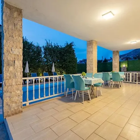 Villa Oeluedeniz, Solvento