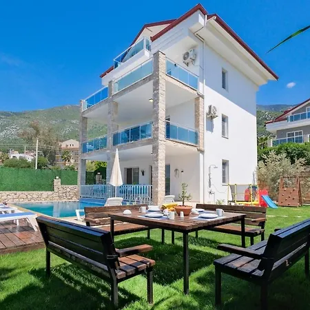 Oeluedeniz, Solvento * 페티예