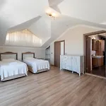 Villa Oeluedeniz, Solvento *