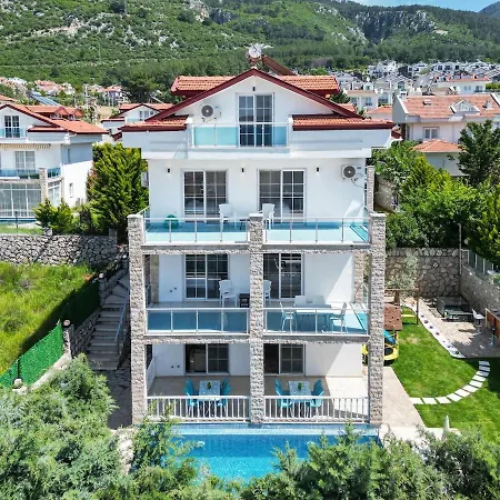 Villa Oeluedeniz, Solvento *
